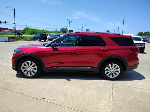 Rapid Red Metallic Tinted Clearcoat 2025 Ford Explorer Platinum