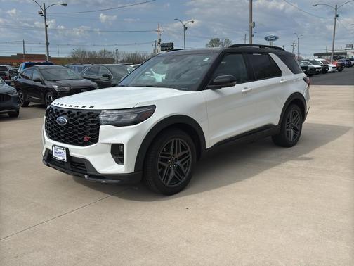 Star White Metallic Tri-Coat 2025 Ford Explorer ST