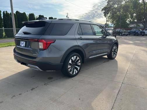 Carbonized Gray Metallic 2026 Ford Explorer Platinum