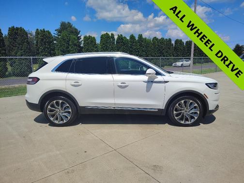 2022 Lincoln Nautilus Reserve