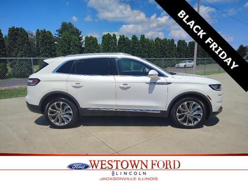 2022 Lincoln Nautilus Reserve