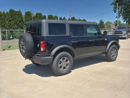 Shadow Black 2025 Ford Bronco Big Bend