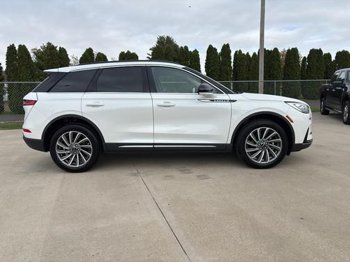 2025 Lincoln Corsair Reserve