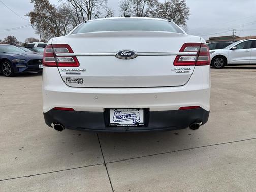 2015 Ford Taurus Limited