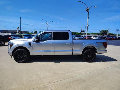 Iconic Silver Metallic 2024 Ford F-150 Platinum