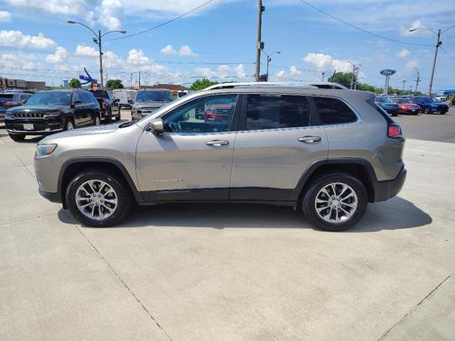 2019 Jeep Cherokee Latitude Plus