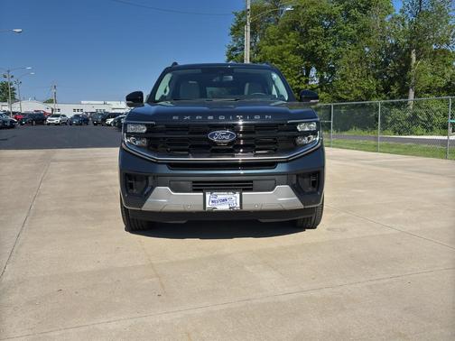 Stone Blue Metallic 2026 Ford Expedition Max Platinum
