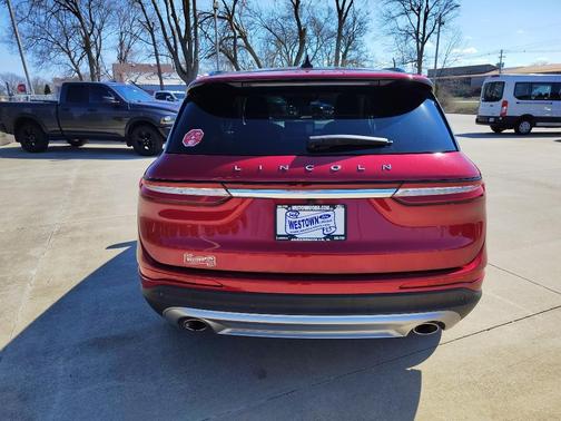 2025 Lincoln Corsair Premiere