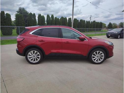 2021 Ford Escape Titanium