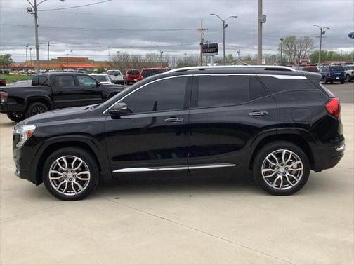 2023 GMC Terrain Denali