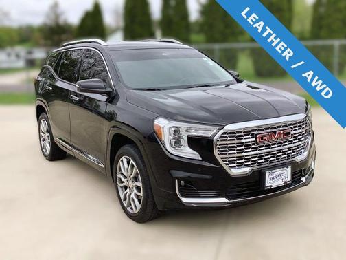 2023 GMC Terrain Denali