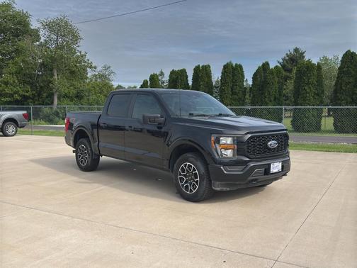Agate Black Metallic 2023 Ford F-150 XL