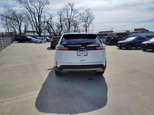 Oxford White 2024 Ford Edge SEL