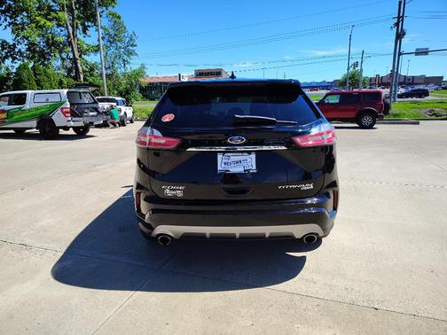 Agate Black 2020 Ford Edge Titanium