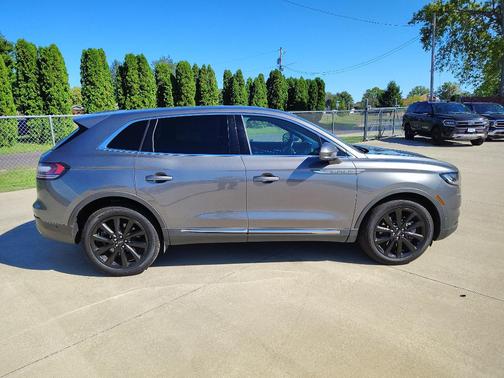 2023 Lincoln Nautilus Reserve