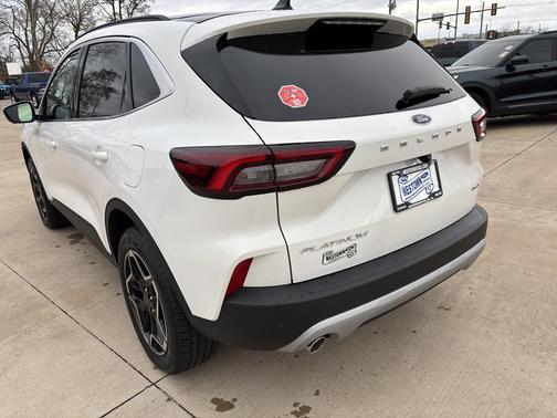 2026 Ford Escape Platinum