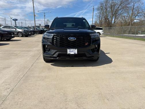 Agate Black Metallic 2026 Ford Explorer ST