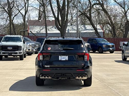 Agate Black Metallic 2026 Ford Explorer ST