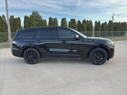 2025 Lincoln Aviator Reserve AWD