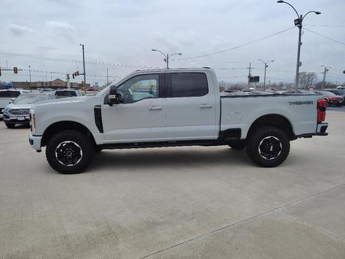 2025 Ford F-350 Platinum