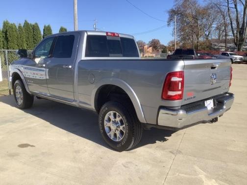 2021 RAM 2500 Laramie Crew Cab 4x4 6'4' Box