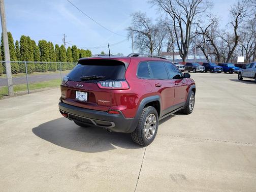 2021 Jeep Cherokee Trailhawk