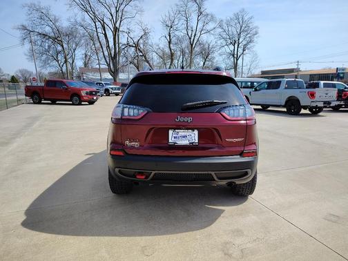2021 Jeep Cherokee Trailhawk