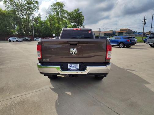 2021 RAM 3500 Big Horn Regular Cab 4x2 8' Box