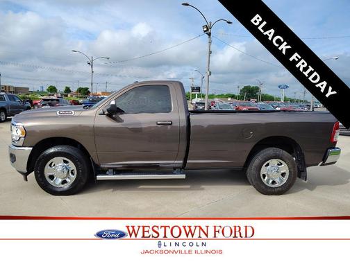 2021 RAM 3500 Big Horn Regular Cab 4x2 8' Box