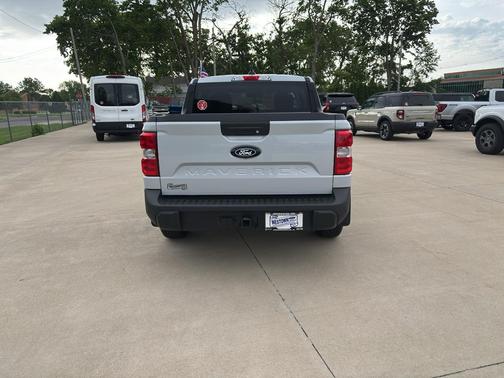 Space White Metallic 2026 Ford Maverick XLT