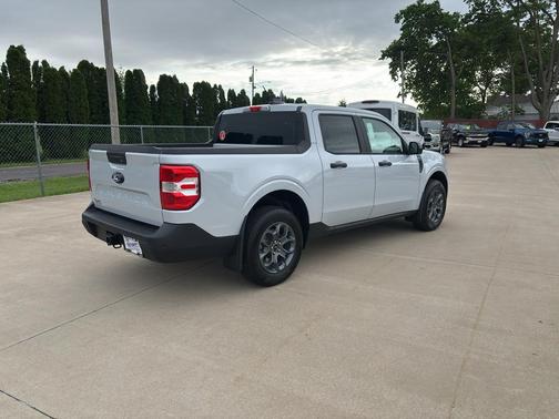 Space White Metallic 2026 Ford Maverick XLT