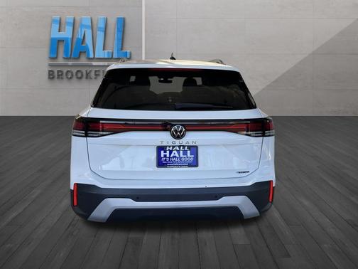 2025 Volkswagen Tiguan 2.0T S