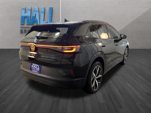 Deep Black Pearl Effect 2023 Volkswagen ID.4 Pro S