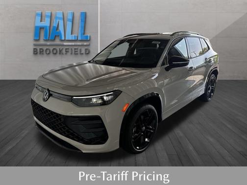 2025 Volkswagen Tiguan 2.0T SE R-Line Black