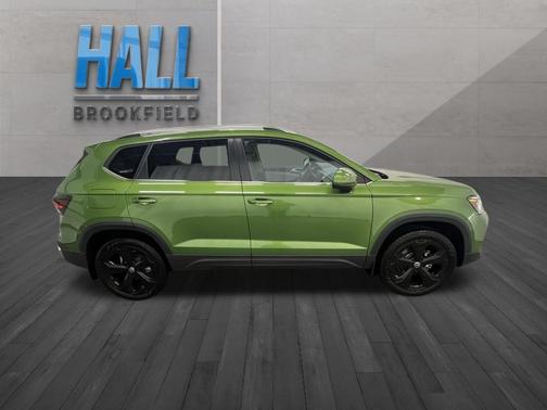 2025 Volkswagen Taos 1.5T SEL