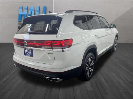 2024 Volkswagen Atlas 2.0T SE