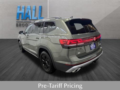 2025 Volkswagen Atlas 2.0T Peak Edition