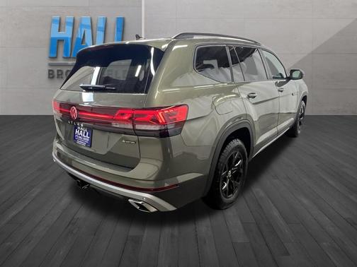2025 Volkswagen Atlas 2.0T Peak Edition
