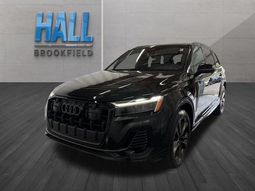 2025 Audi Q7 55 Premium Plus