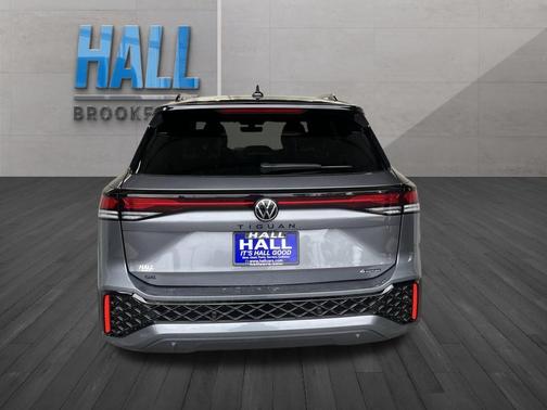 2025 Volkswagen Tiguan 2.0T SE R-Line Black