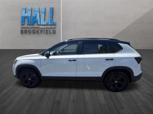 Pure White 2026 Volkswagen Taos 1.5T SE Black