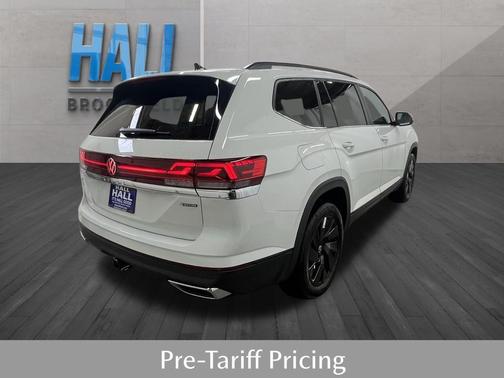 2025 Volkswagen Atlas 2.0T SE