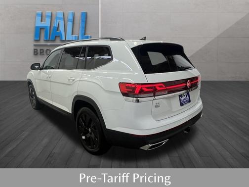 2025 Volkswagen Atlas 2.0T SE