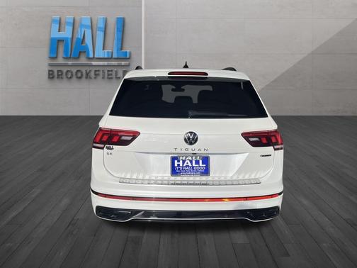 2022 Volkswagen Tiguan 2.0T SE R-Line Black