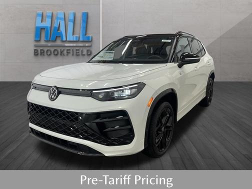 2025 Volkswagen Tiguan 2.0T SE R-Line Black