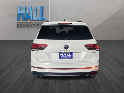 2024 Volkswagen Tiguan 2.0T SE R-Line Black