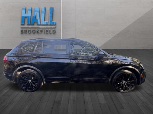 2021 Volkswagen Tiguan 2.0T SE R-Line Black