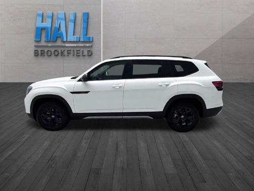 Opal White Pearl 2026 Volkswagen Atlas 2.0T Peak Edition