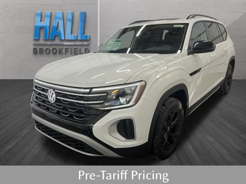 2025 Volkswagen Atlas 2.0T Peak Edition