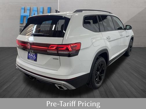 2025 Volkswagen Atlas 2.0T Peak Edition